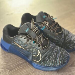 MENS NIKE METCON 9